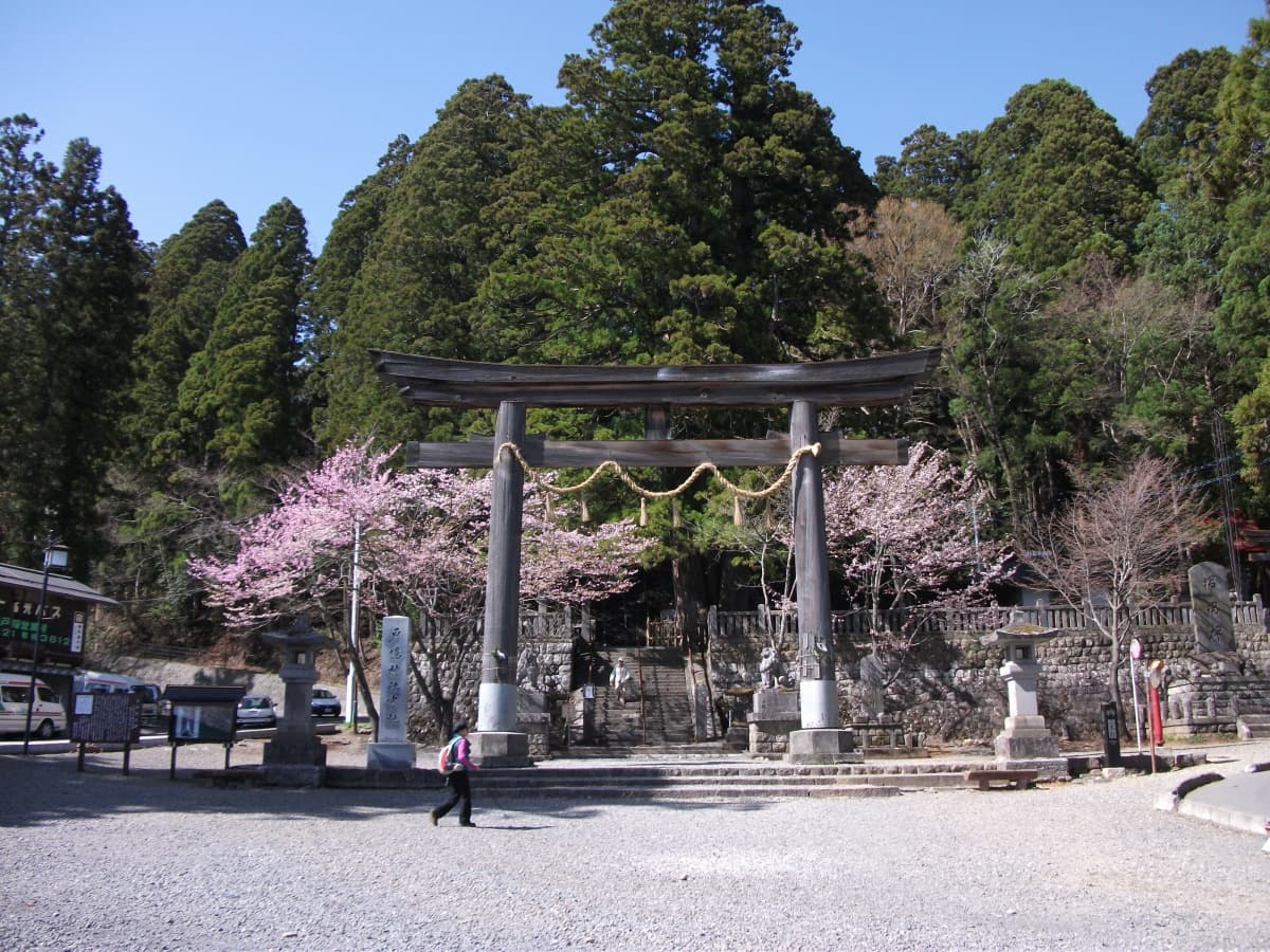 山岳信仰で栄えた日本屈指のパワースポット 戸隠神社